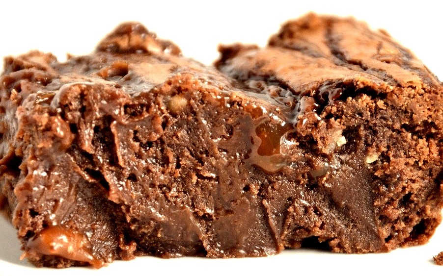 Chocolate Caramel Toffee Brownies
