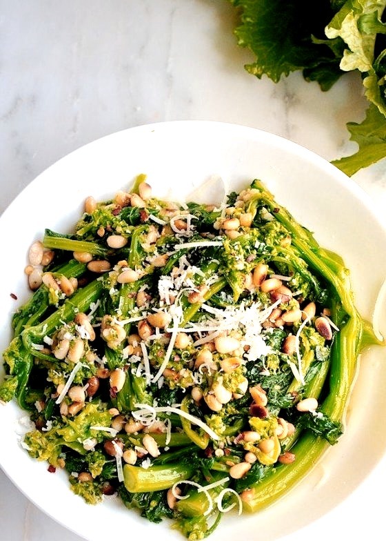 broccoli rabe with toasted pine nuts