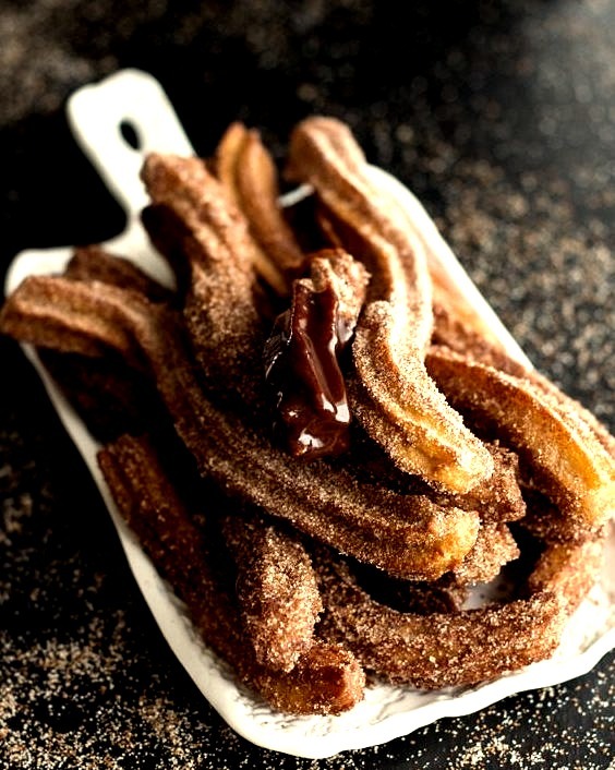 Churros with Chocolate Dulce De Leche